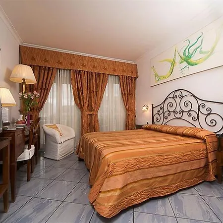 Holiday home Fiorentini21 Naples