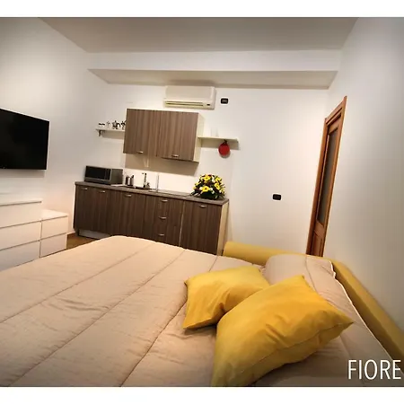 Fiorentini21 * Nápoly