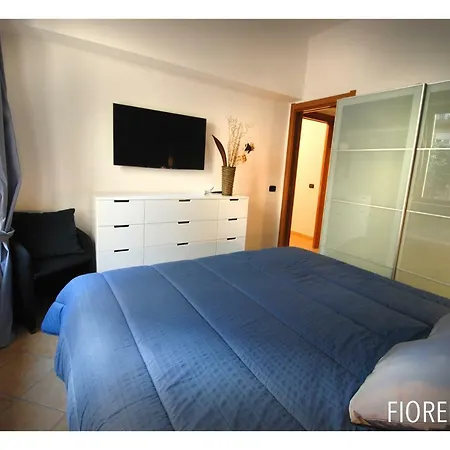 Fiorentini21 Nyaraló *